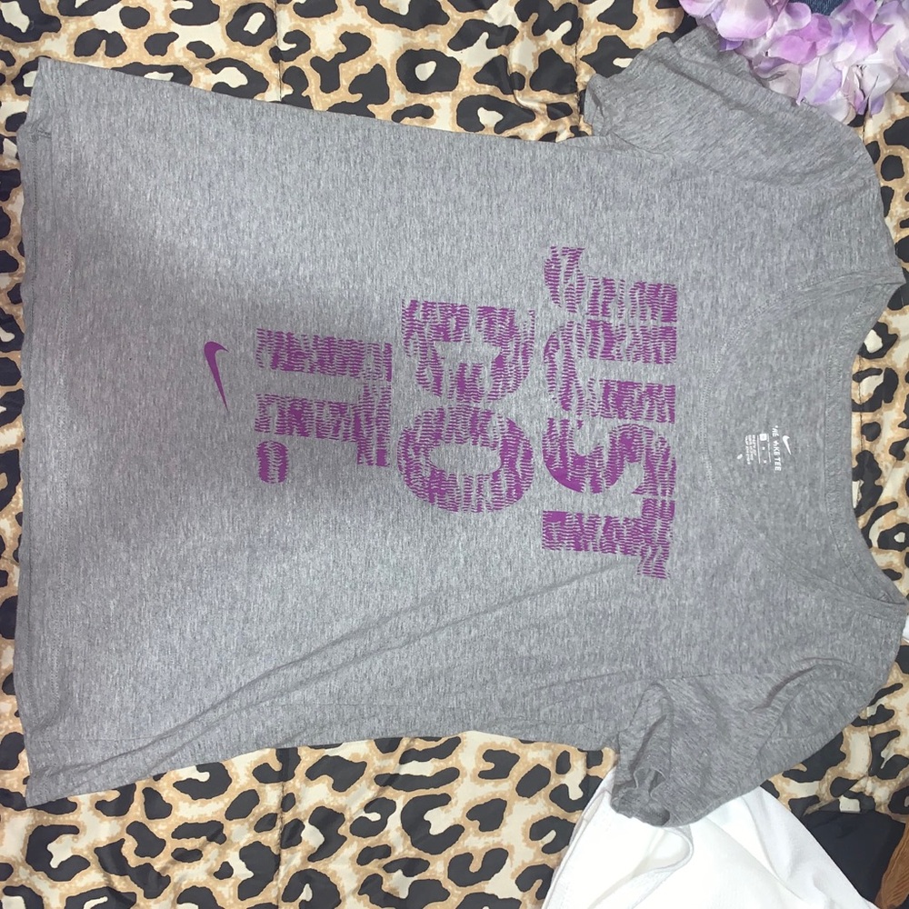 Nike tee shirt
